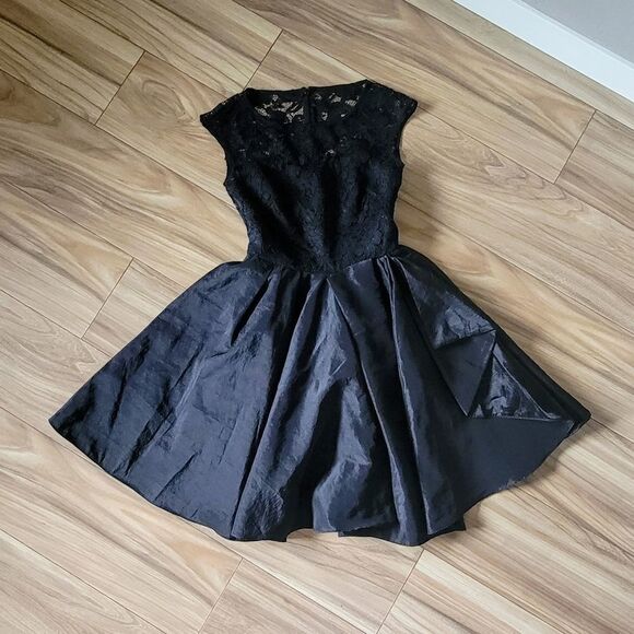 Marchesa Notte Lace Illusion Fit & Flare Taffeta Retro Cocktail Mini Dress Black - Picture 4 of 15